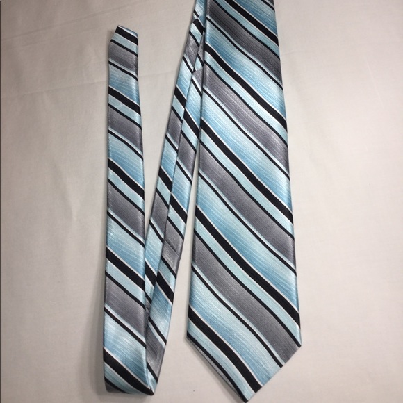 Covington Men’s 100% Silk Baby Blue Striped Tie - Picture 1 of 8